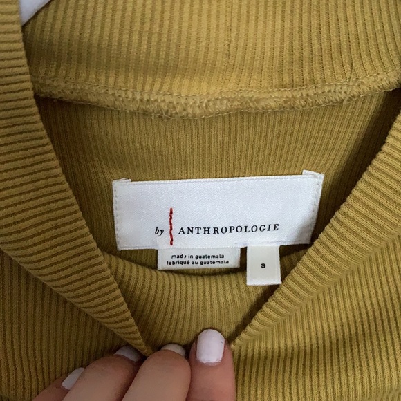 Ribbed mock kneck chartreuse fitted tee - Picture 4 of 4